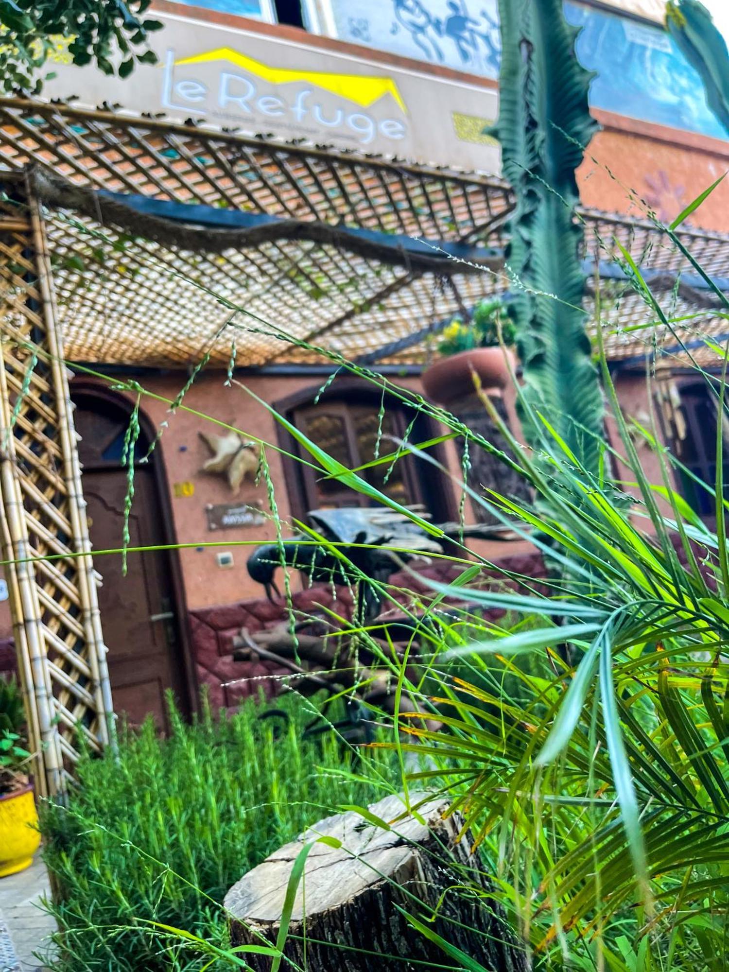 Auberge Le Refuge Aksri 外观 照片