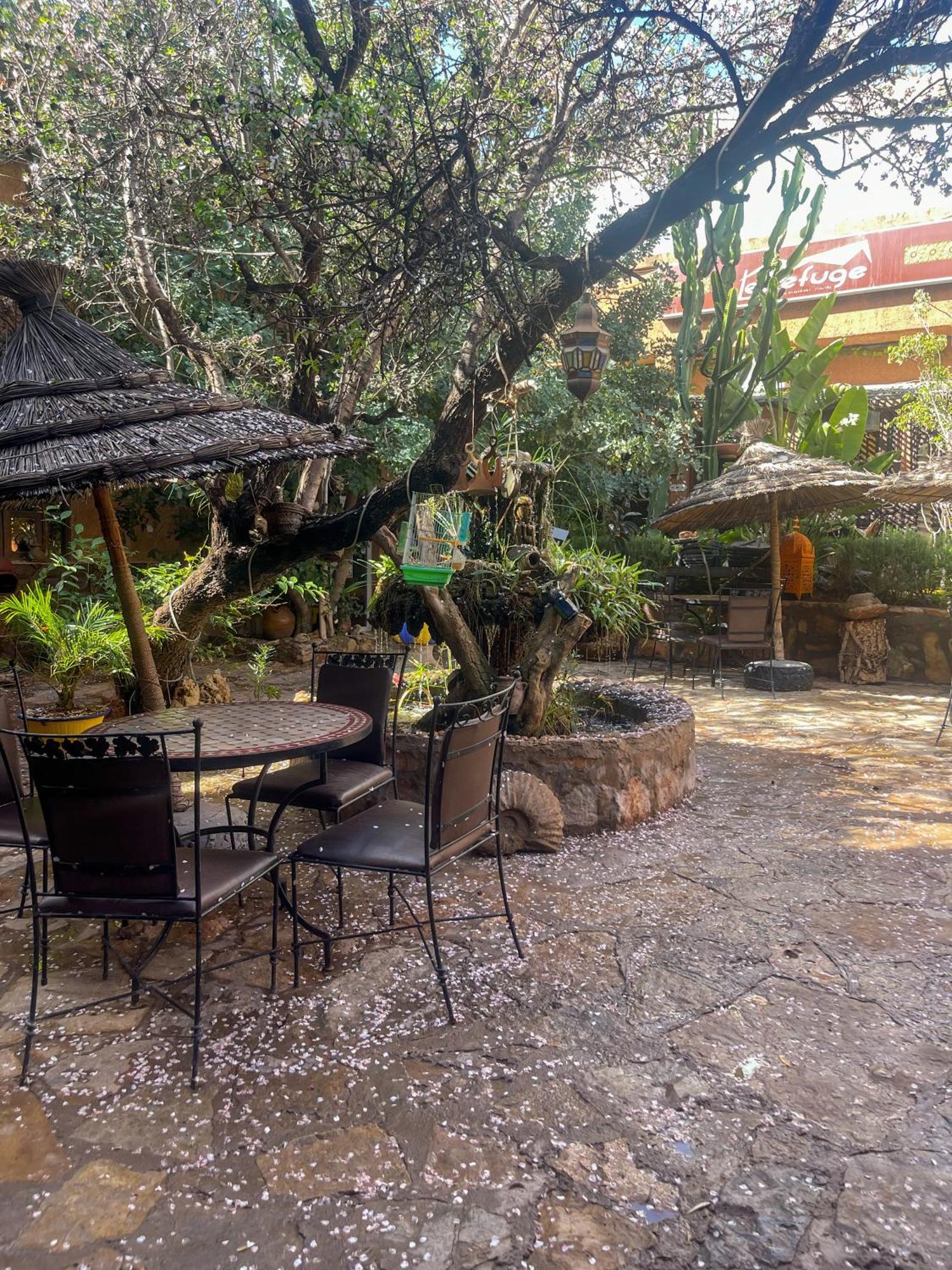 Auberge Le Refuge Aksri 外观 照片